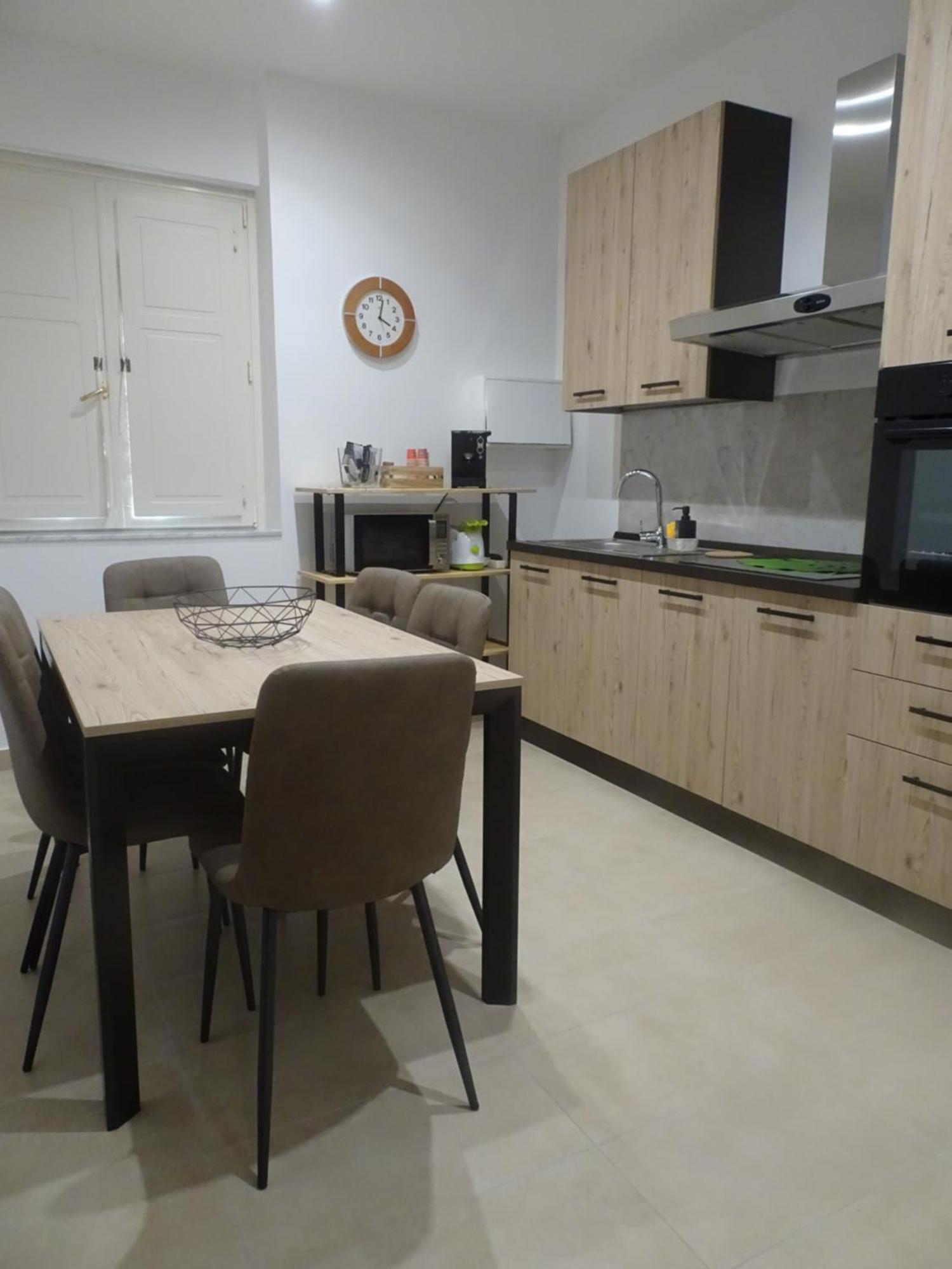 A Casa Di Pako Lägenhet Salerno Exteriör bild